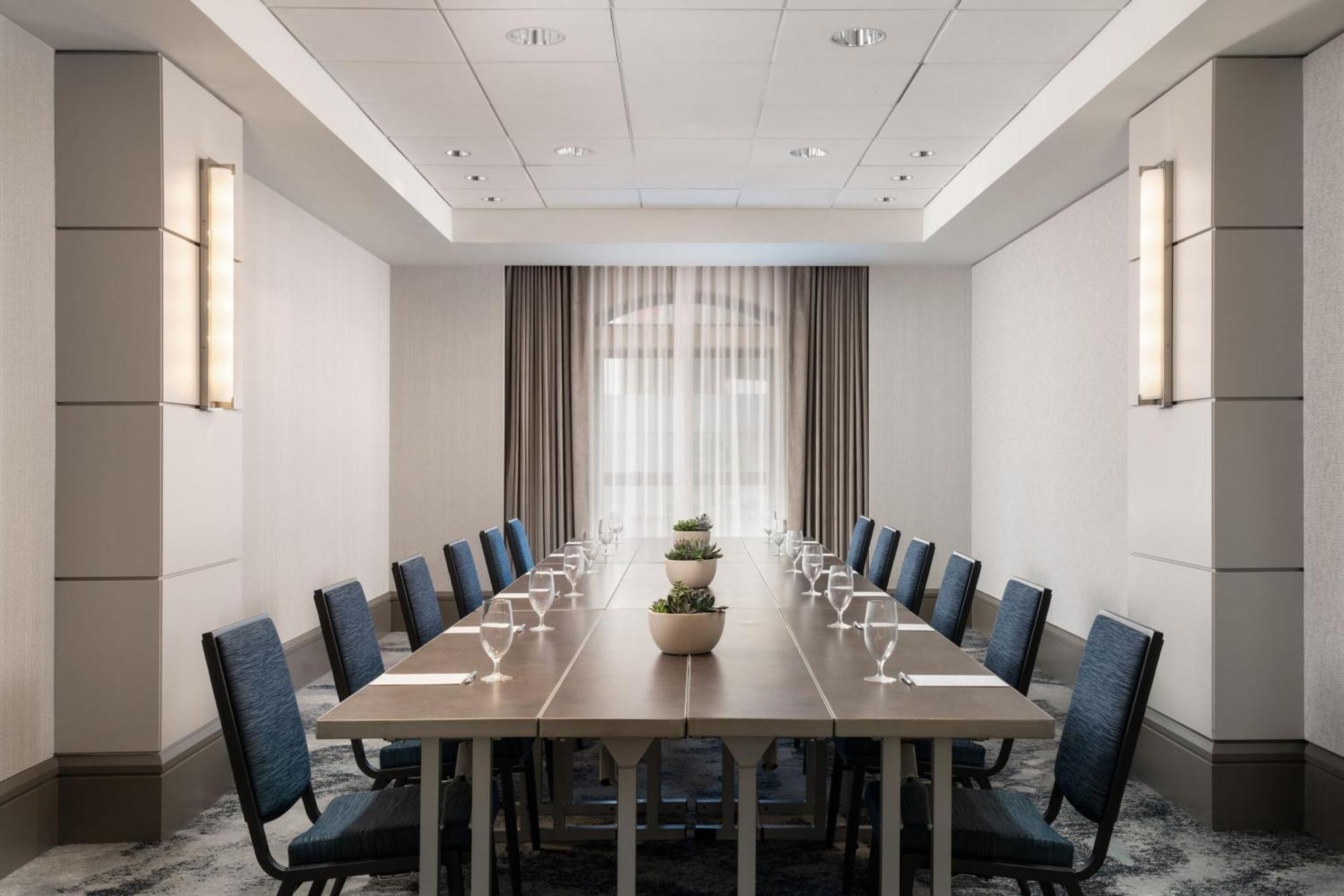 The Westin Book Cadillac Detroit Bagian luar foto